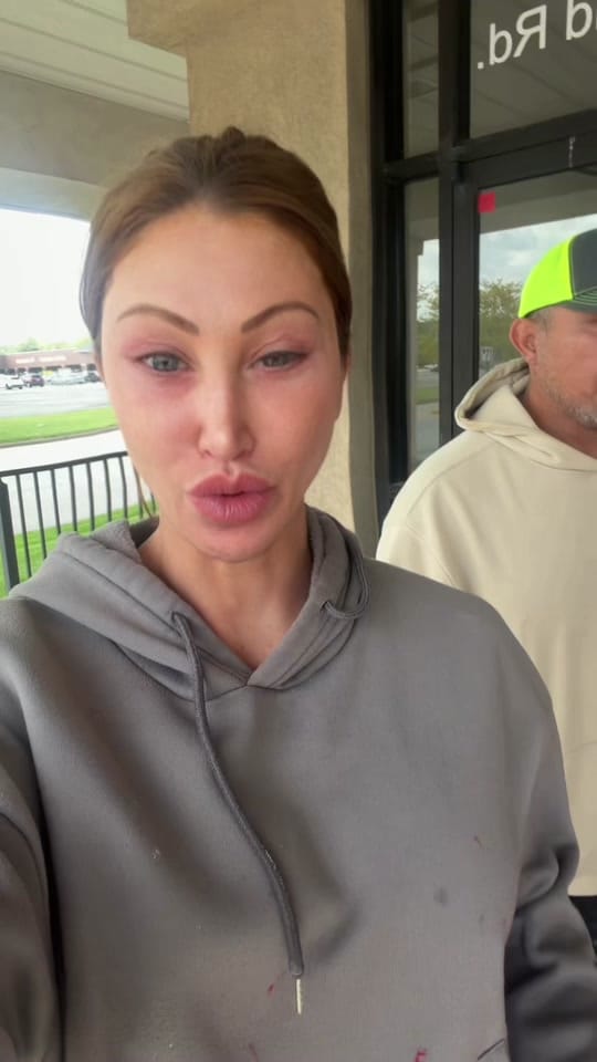 Post 5 by The Strada Family on TikTok (video)
