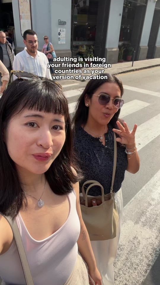 Post 3 by Lili on TikTok (video)