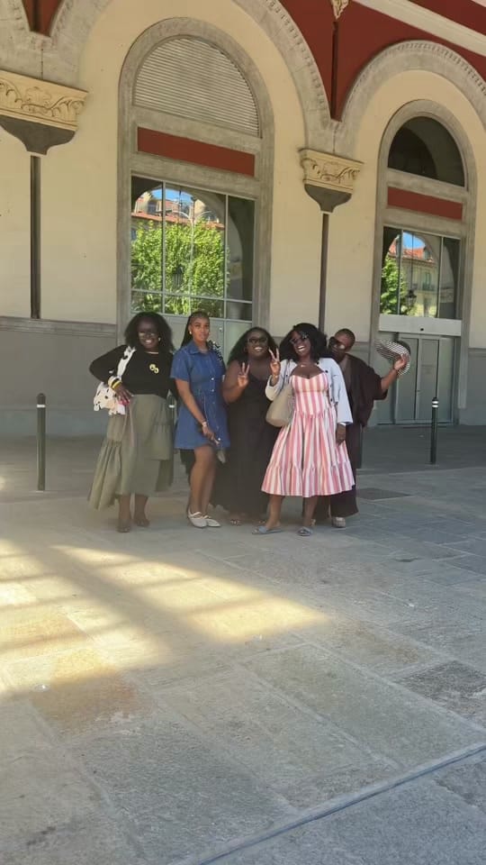 Post 1 by Lola & Nifemi on TikTok (video)