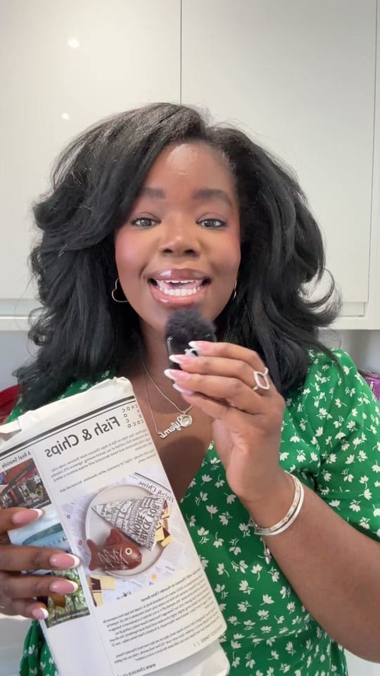Post 2 by Lola & Nifemi on TikTok (video)