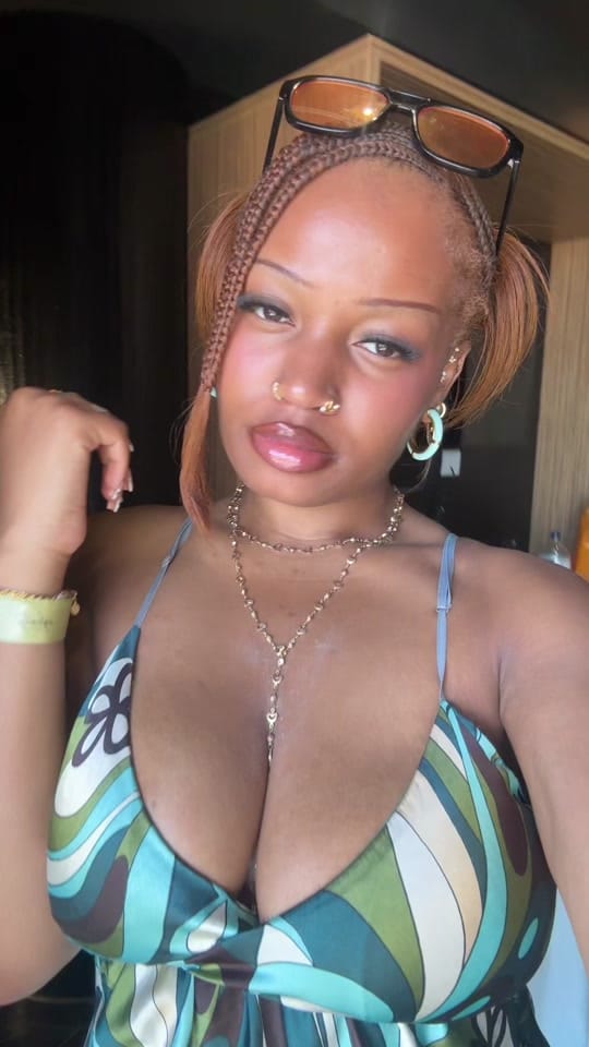 Post 2 by STELZ ☆ on TikTok (video)