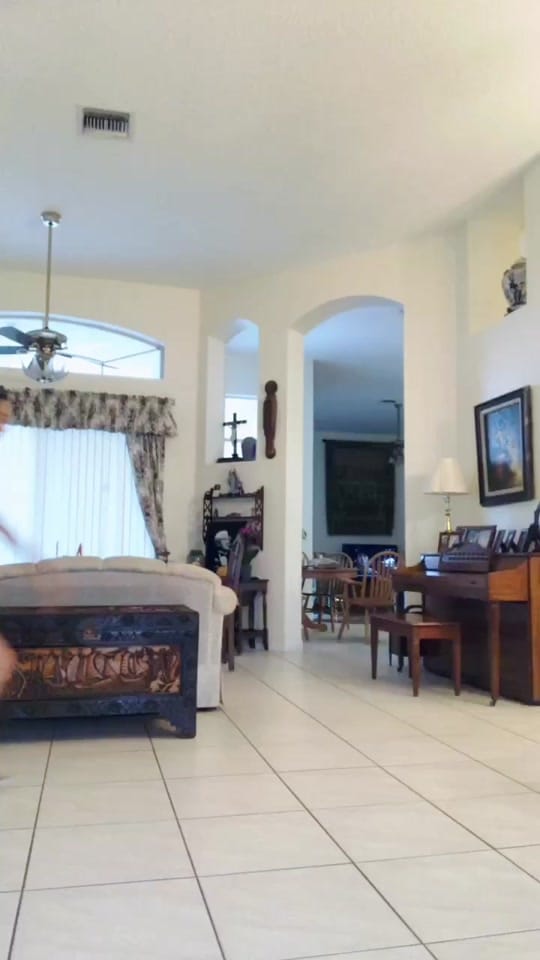 Post 10 by Beatrice Reyes on TikTok (video)