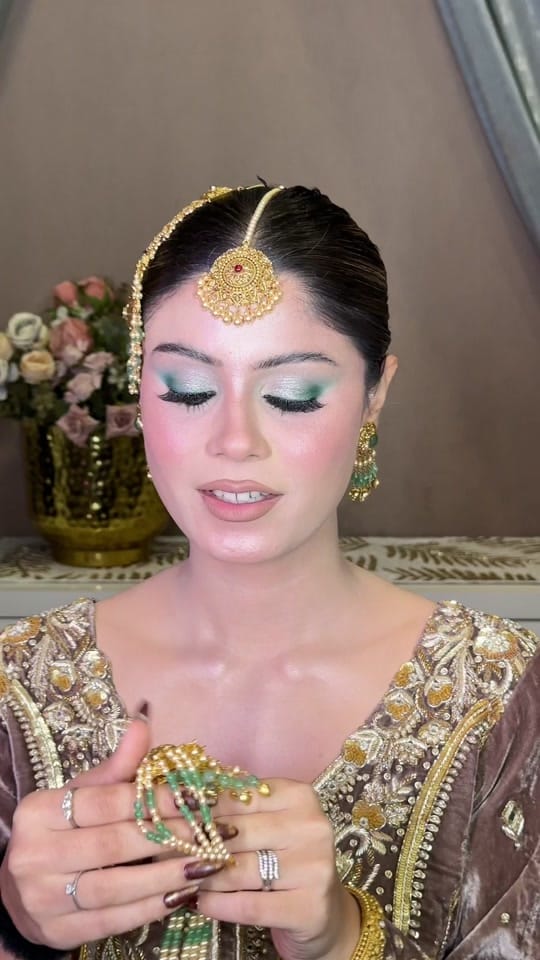 Post 10 by Makeup Artist Brampton - Parry on TikTok (video)