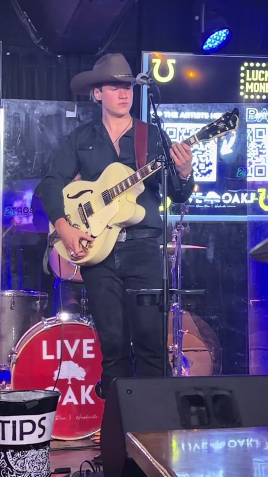 Post 1 by Chase Stetson on TikTok (video)