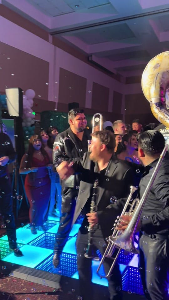 Post 5 by Banda La Alterada on TikTok (video)