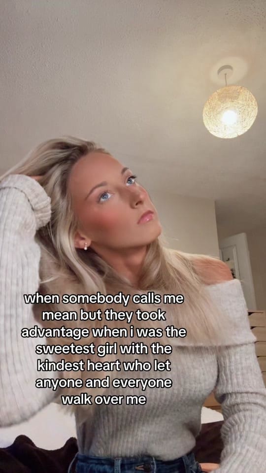 Post 5 by Mel on TikTok (video)