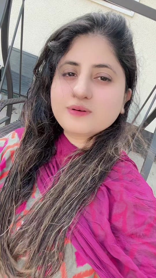 Post 3 by Amna Lifestyle🇨🇦🇵🇰🤍 on TikTok (video)