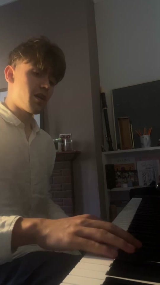 Post 2 by Luca Wetherall on TikTok (video)
