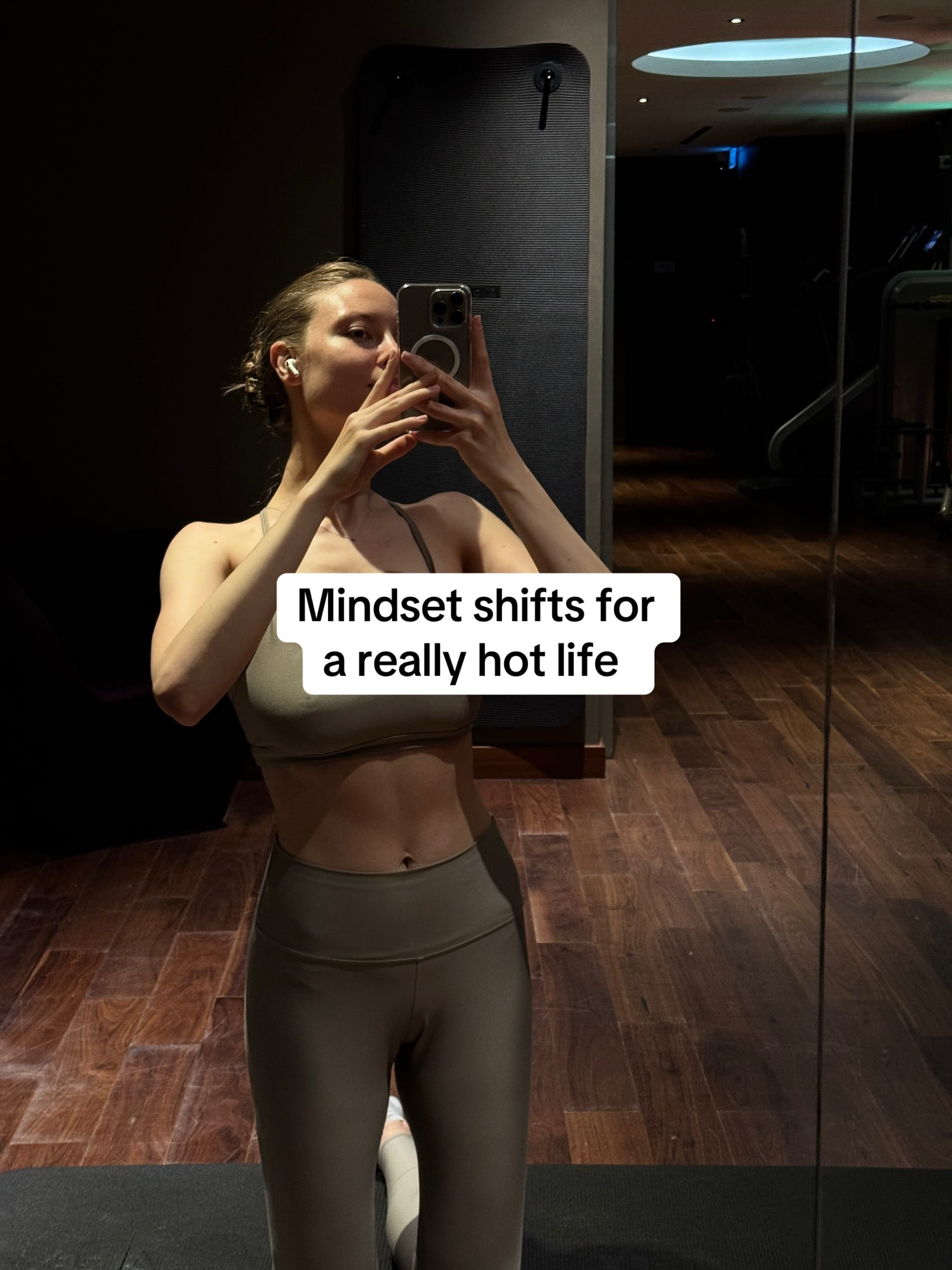 Post 2 by Tereze on TikTok (video)