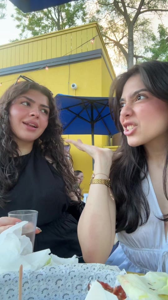 Post 3 by Lia on TikTok (video)