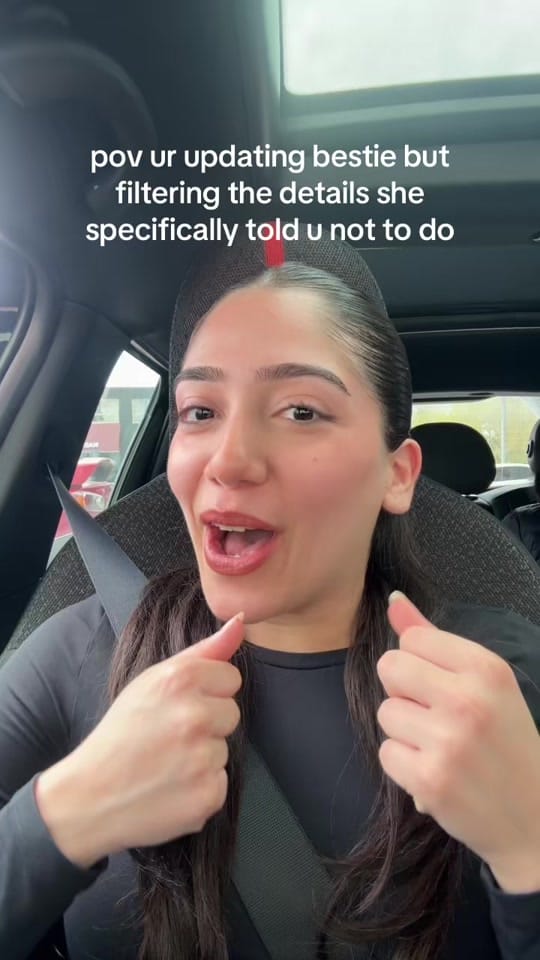 Post 4 by Lia on TikTok (video)
