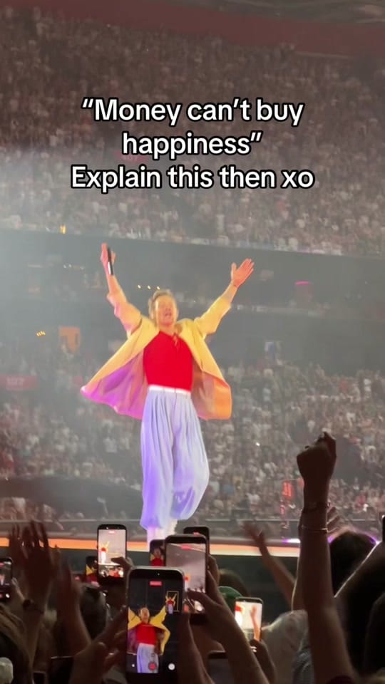Post 4 by Soph 🪩✨🪩✨ on TikTok (video)
