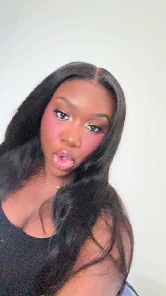 Post 2 by Jessica De-Heer on TikTok (video)
