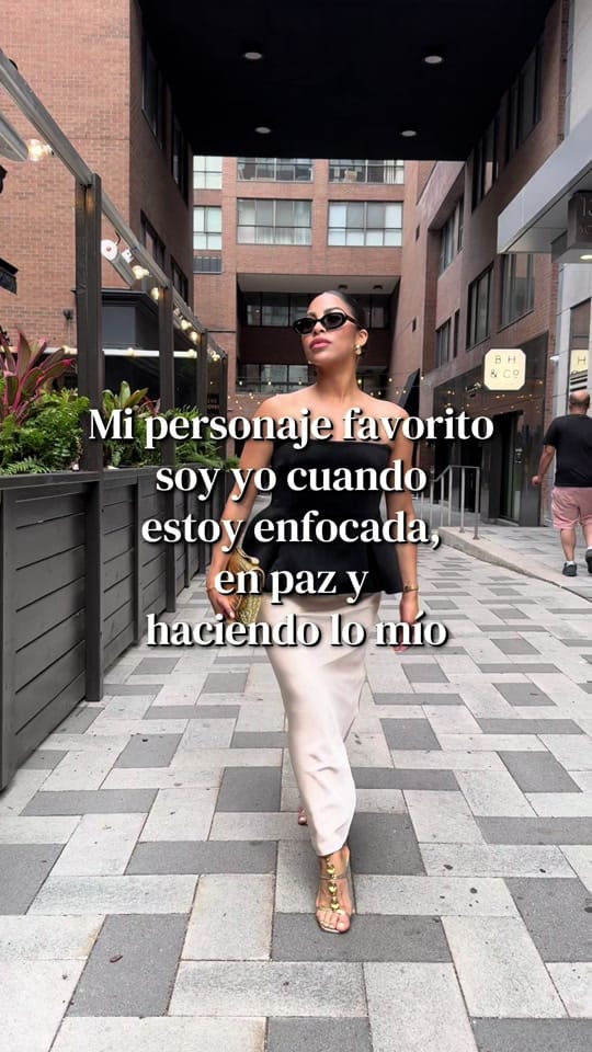 Post 4 by Nicole on TikTok (video)