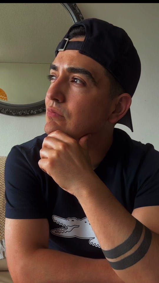 Post 4 by Vincent Mejias on TikTok (video)