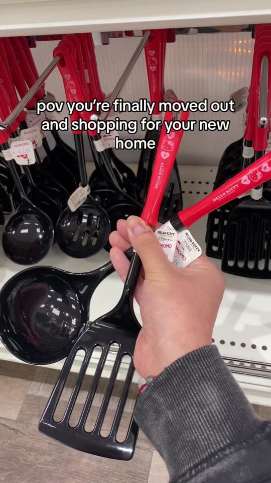 Post 5 by Oomomo, AB 🇨🇦 on TikTok (video)