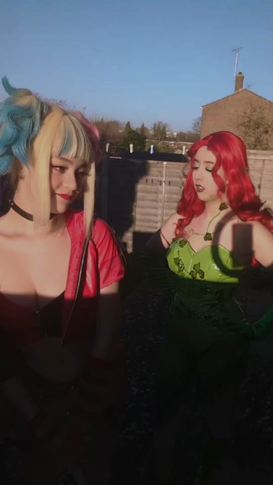 Post 1 by #cringe on TikTok (video)