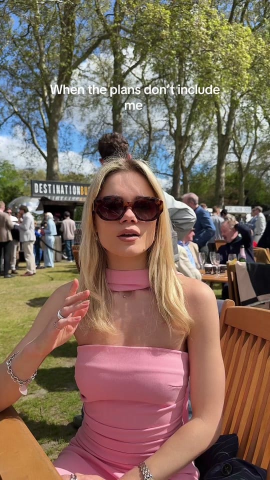 Post 1 by Sienna Longmuir on TikTok (video)