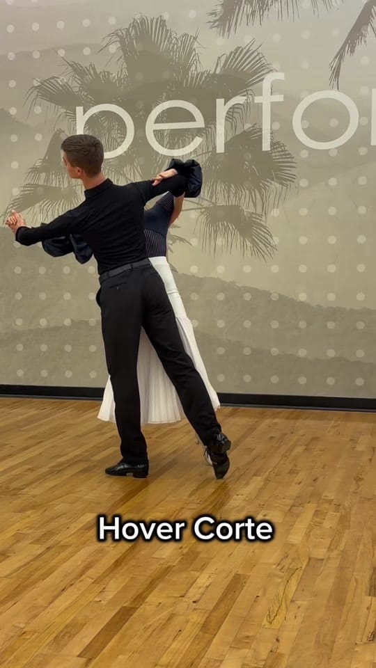 Post 3 by RoMartadance on TikTok (video)