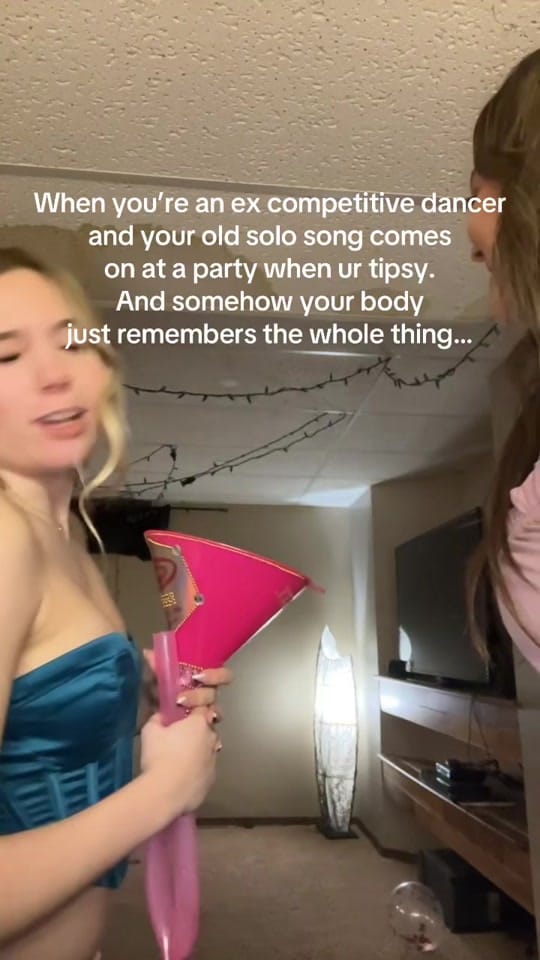 Post 8 by Jess Bedo on TikTok (video)