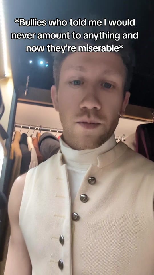 Post 4 by Zach Bravo on TikTok (video)