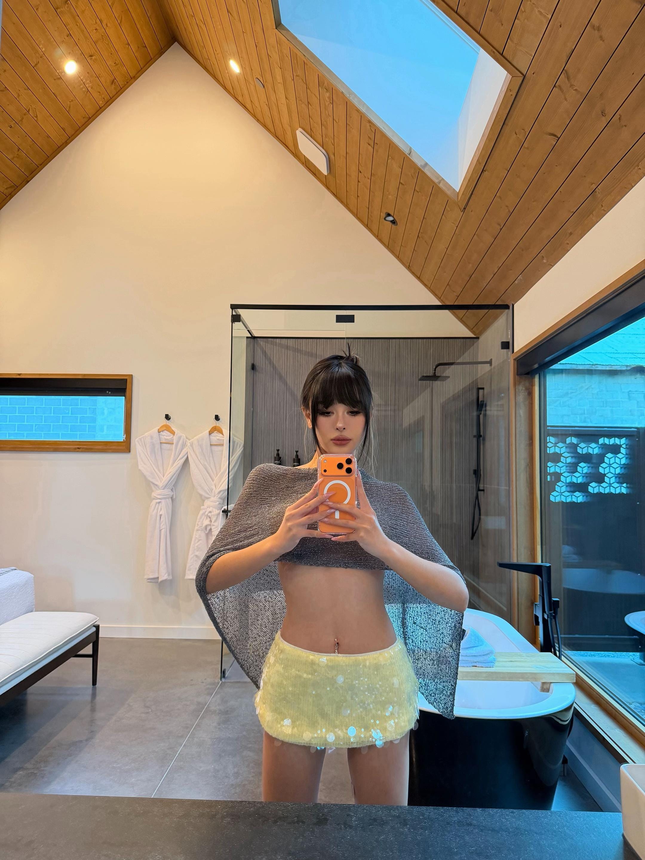 Post 5 by Alaia Li on TikTok (video)