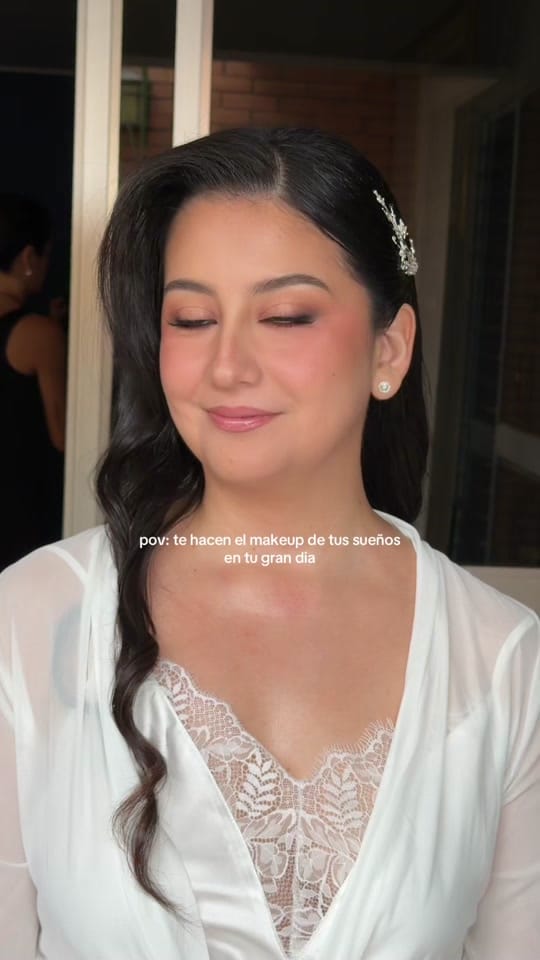 Post 2 by Alexandra Tresierra on TikTok (video)