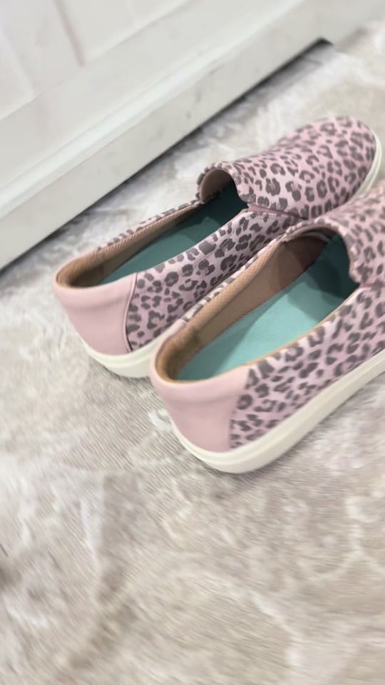 Post 6 by 🩷🎀 AMY 🎀💚 on TikTok (video)