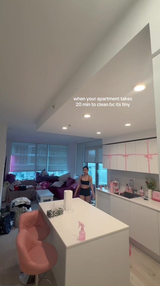 Post 3 by Jess on TikTok (video)