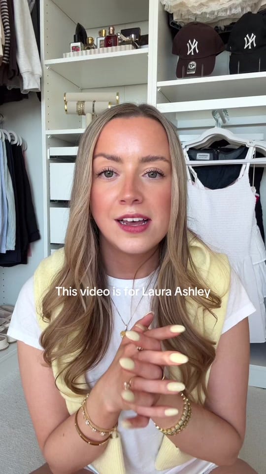 Post 5 by Alexandra on TikTok (video)