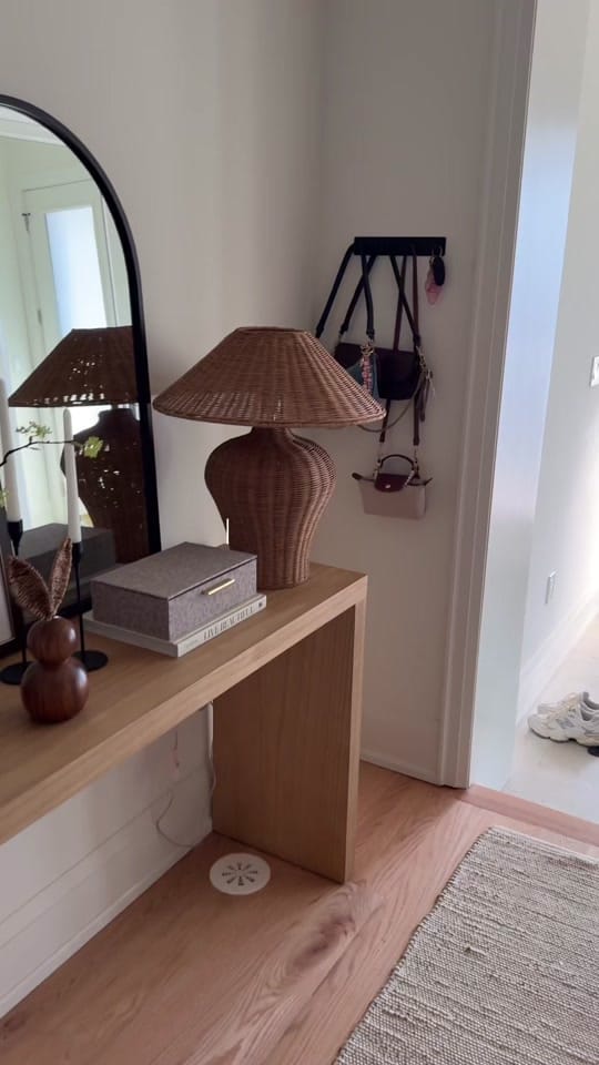 Post 10 by Alexandra on TikTok (video)