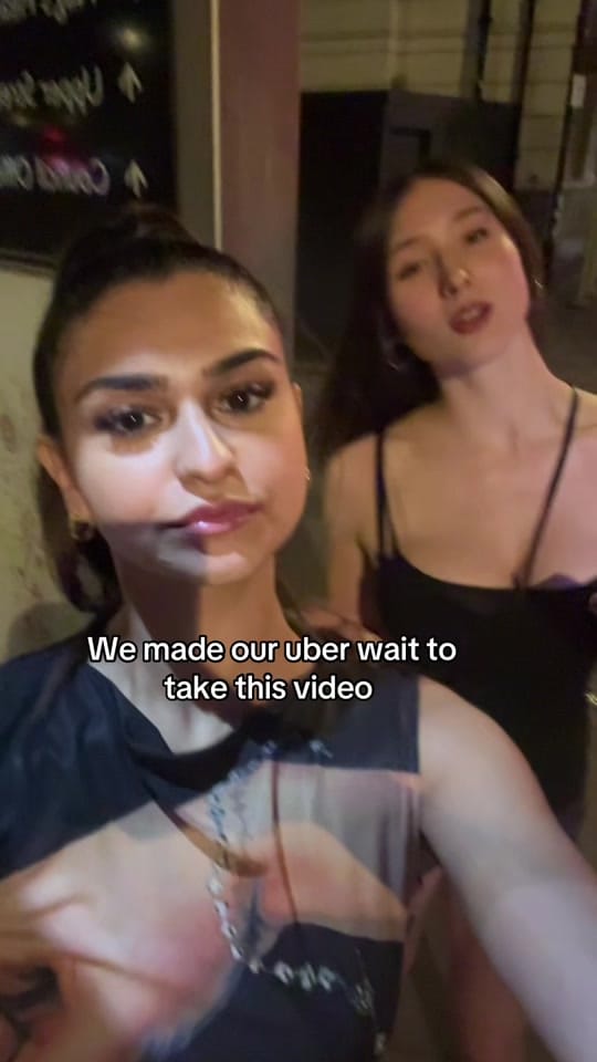 Post 6 by @iconicduck on TikTok (video)