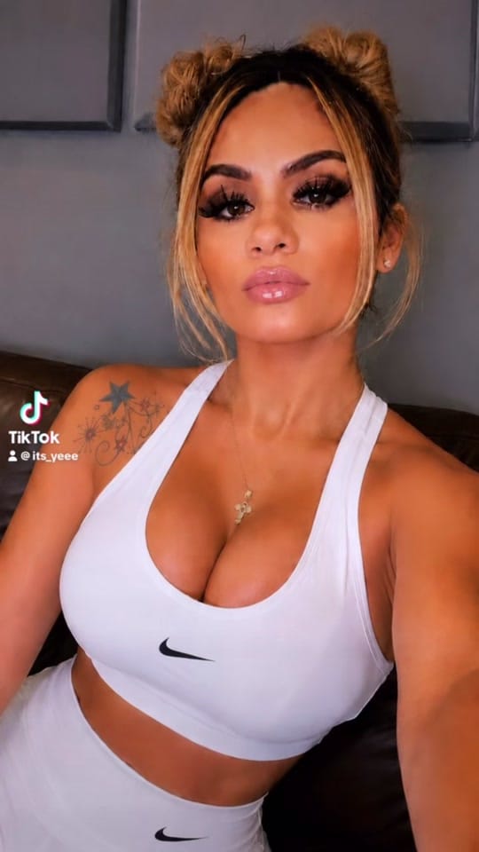 Post 6 by It’s Yeee on TikTok (video)