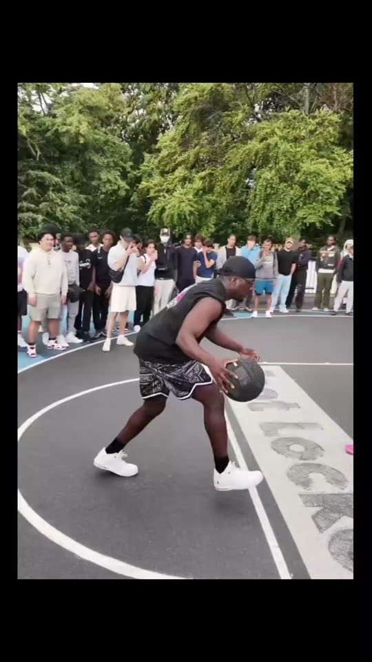Post 9 by THE COLDEST 👑 on TikTok (video)
