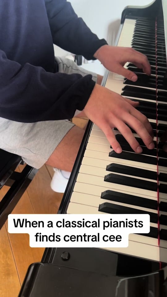 Post 3 by Onree on TikTok (video)