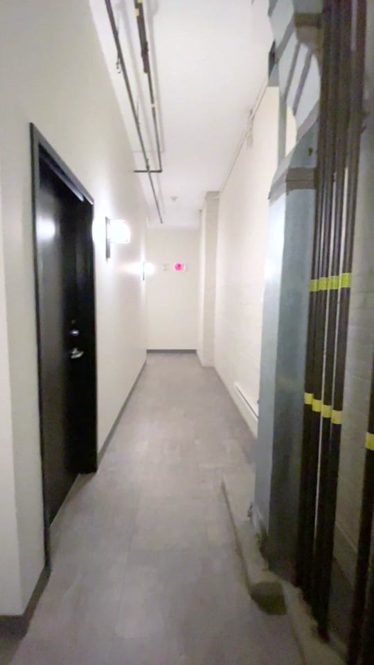 Post 10 by andresriv__ on TikTok (video)