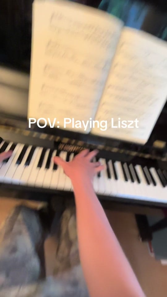Post 8 by Finnstyles 🎹 on TikTok (video)