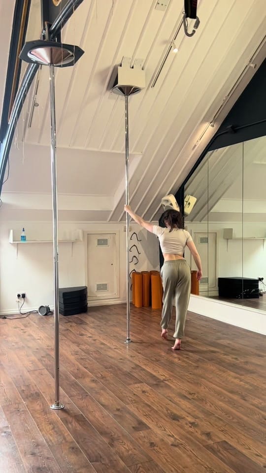 Post 10 by Emma Cruickshank on TikTok (video)