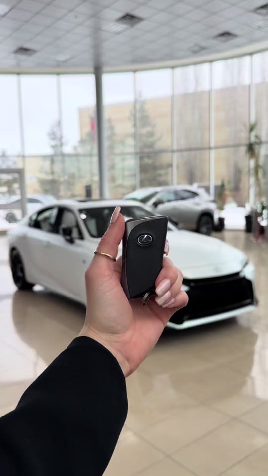 Post 2 by Lexus of Edmonton on TikTok (video)