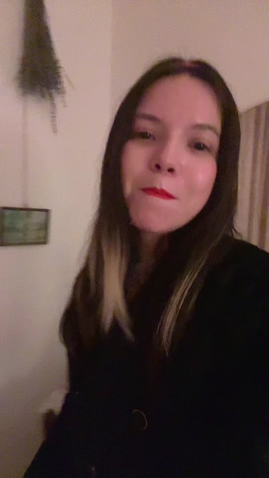 Post 7 by juliewithh on TikTok (video)