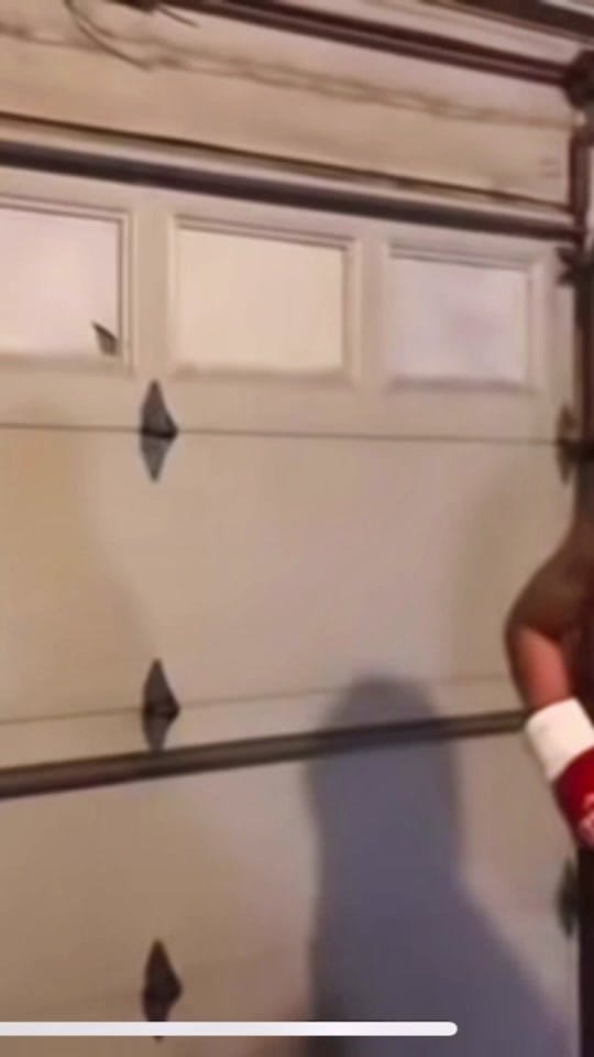 Post 4 by Boxing Content on TikTok (video)