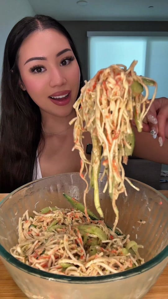 Post 2 by AlexiaeatsBoba on TikTok (video)