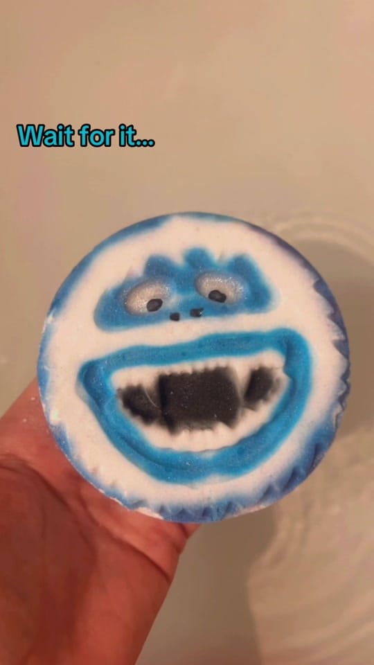 Post 5 by fizz.soakery on TikTok (video)