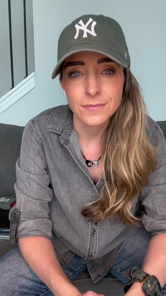 Post 8 by Melisa🏳️‍🌈Lesbian Chronicles on TikTok (video)
