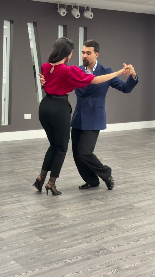 Post 3 by The Argentine Tango School on TikTok (video)