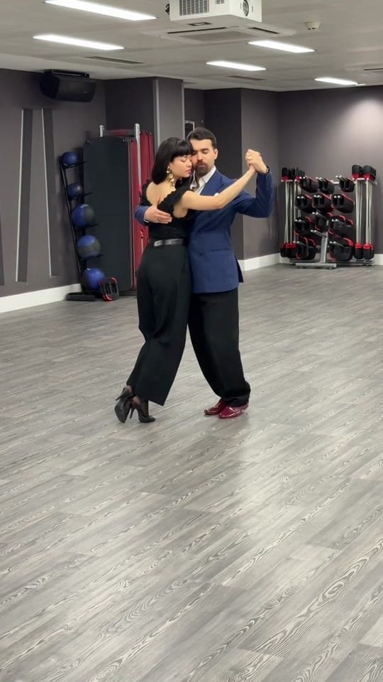 Post 5 by The Argentine Tango School on TikTok (video)
