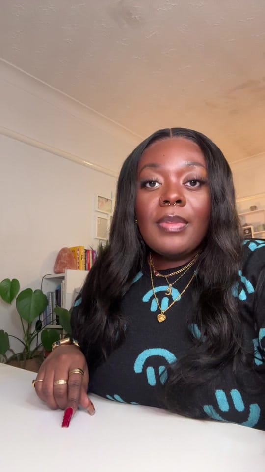Post 10 by CharsCosyCorner | Booktok 📚 on TikTok (video)