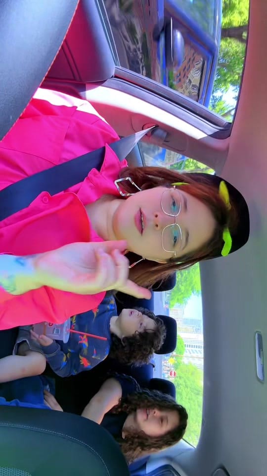 Post 3 by Miah Rose | Singer 🎤 on TikTok (video)