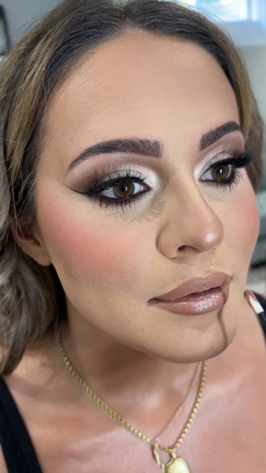 Post 3 by IG: makeupbylilyb on TikTok (video)