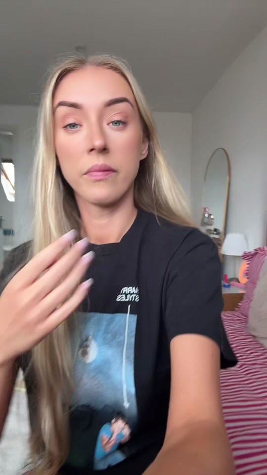 Post 7 by Lauren | LifeWithABrainTumour on TikTok (video)